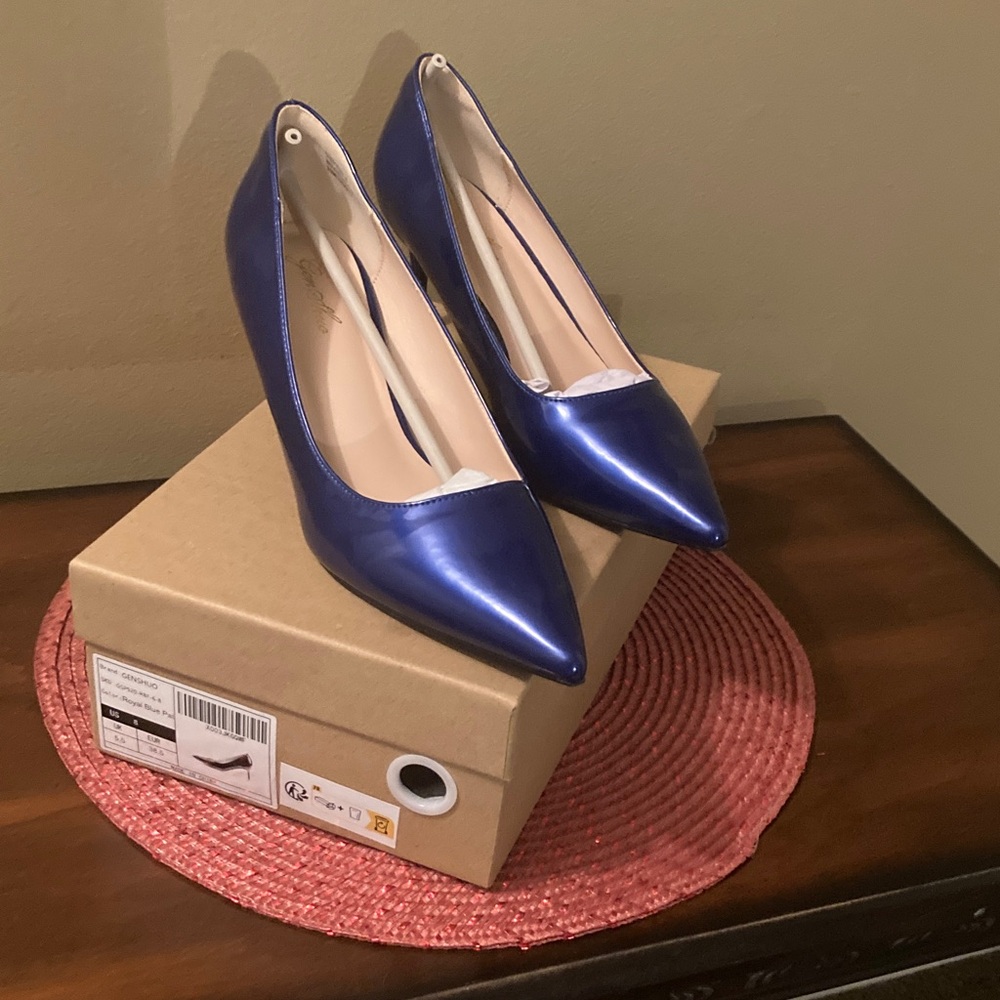 Royal Blue Pumps.. size 8